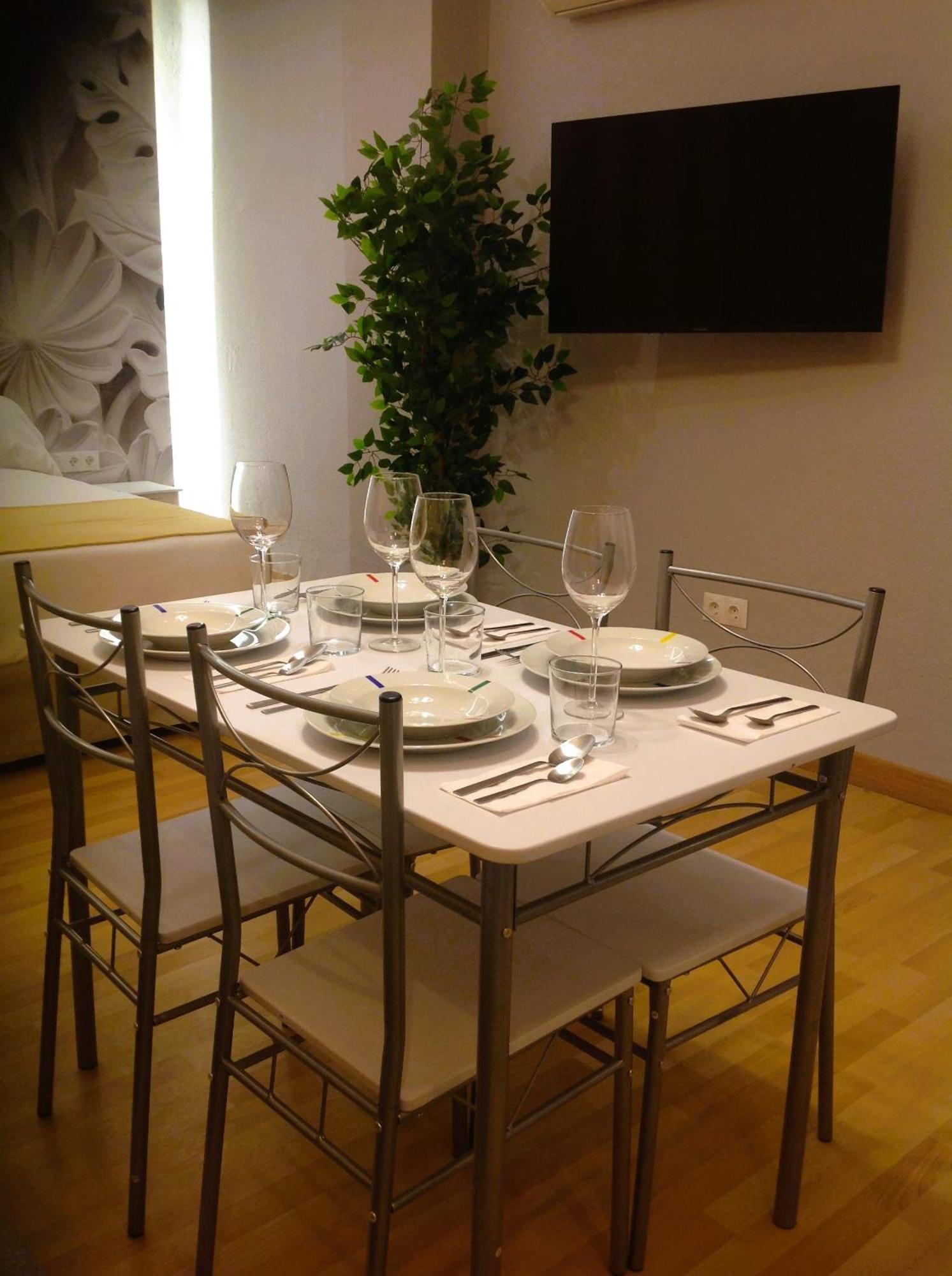 Serendipity Hispalis Nervion Seville Exterior photo