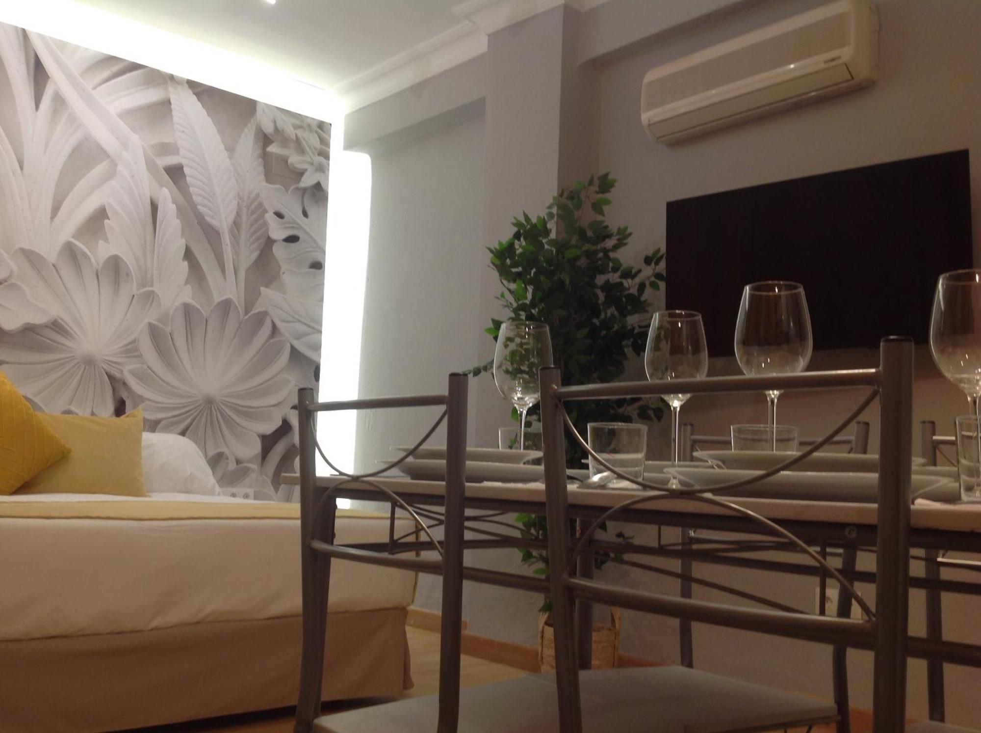 Serendipity Hispalis Nervion Seville Exterior photo
